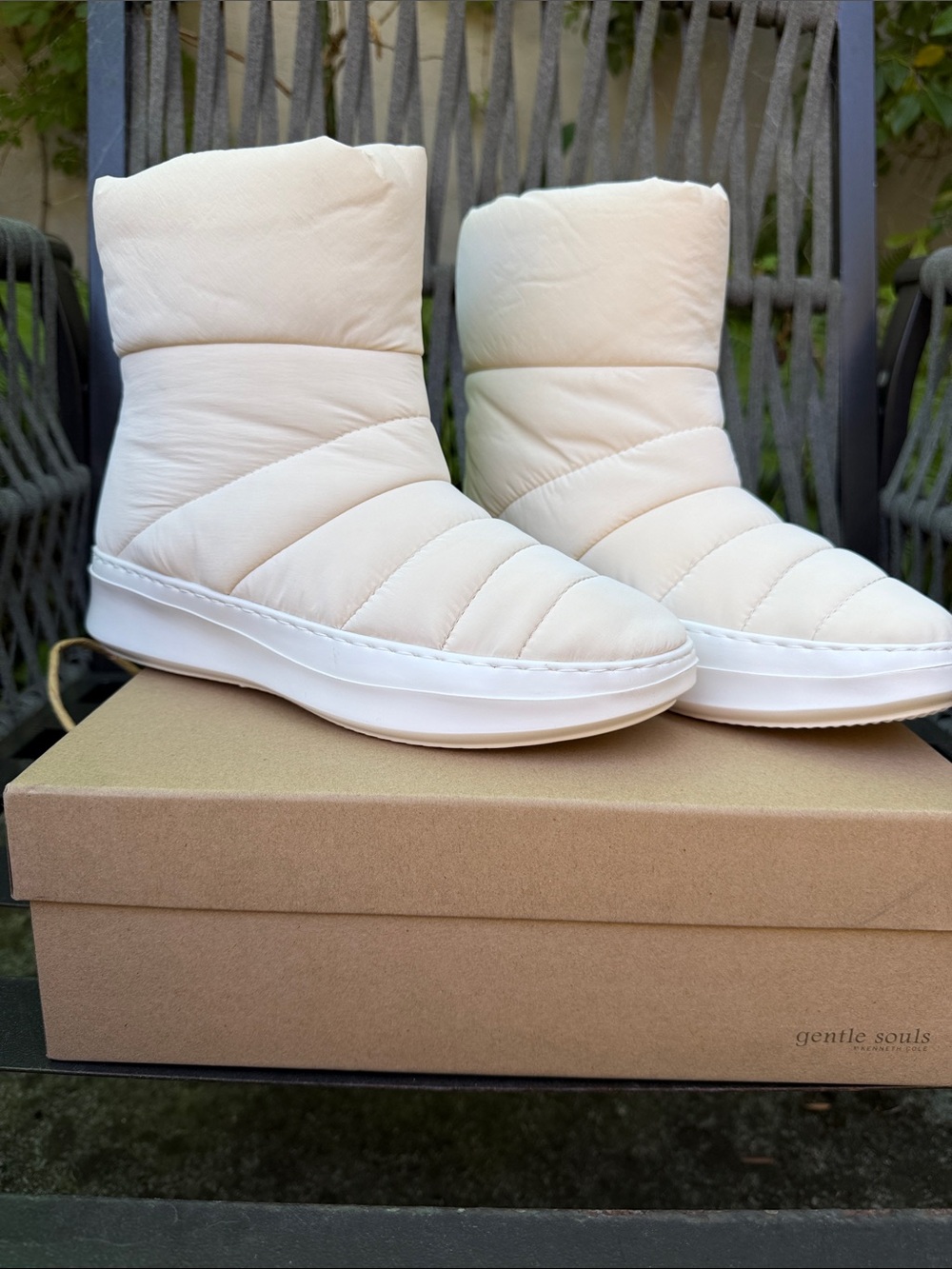 gentle souls Quilted Off White Puffer Ankle Boots